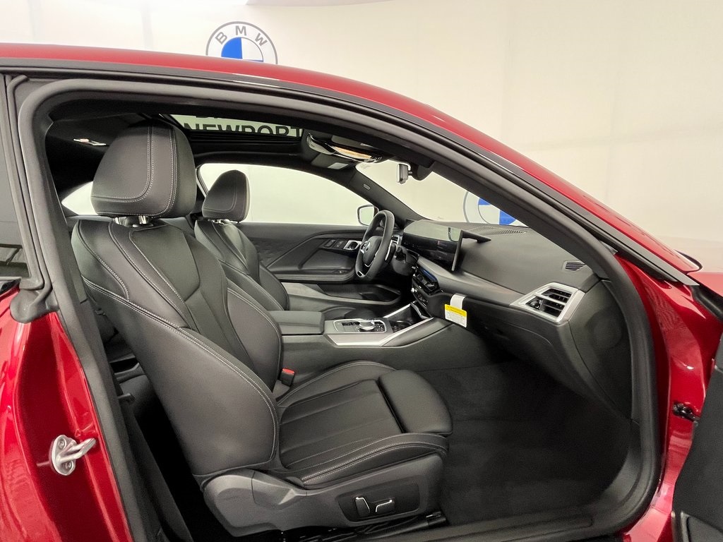 2025 Bmw 230i xDrive photo 18