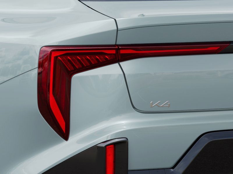 2025 Kia K4 GT-Line photo 10