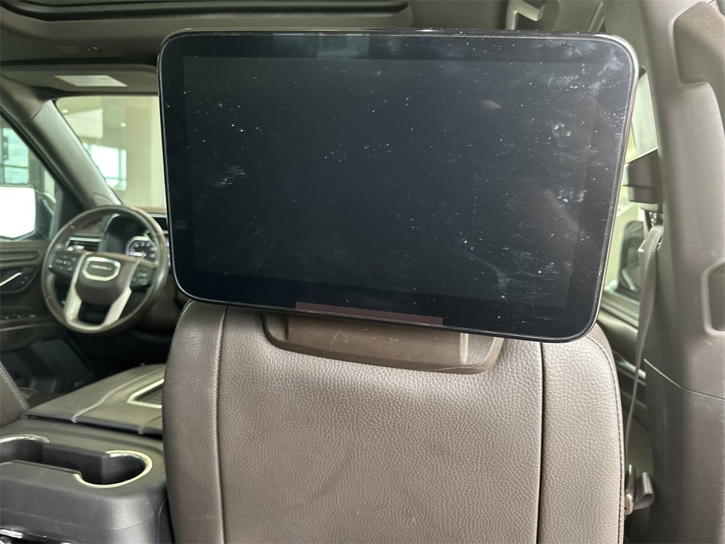 2021 Gmc Yukon Denali photo 37