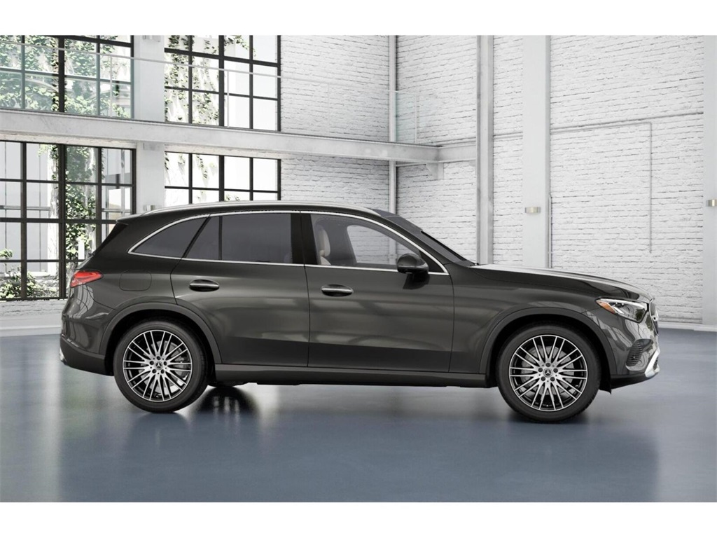 2026 Mercedes Benz GLC 300 photo 15