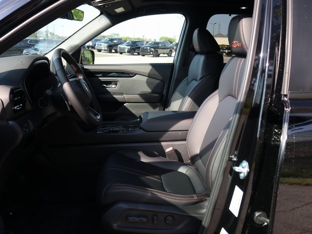 2025 Honda Pilot TrailSport photo 6