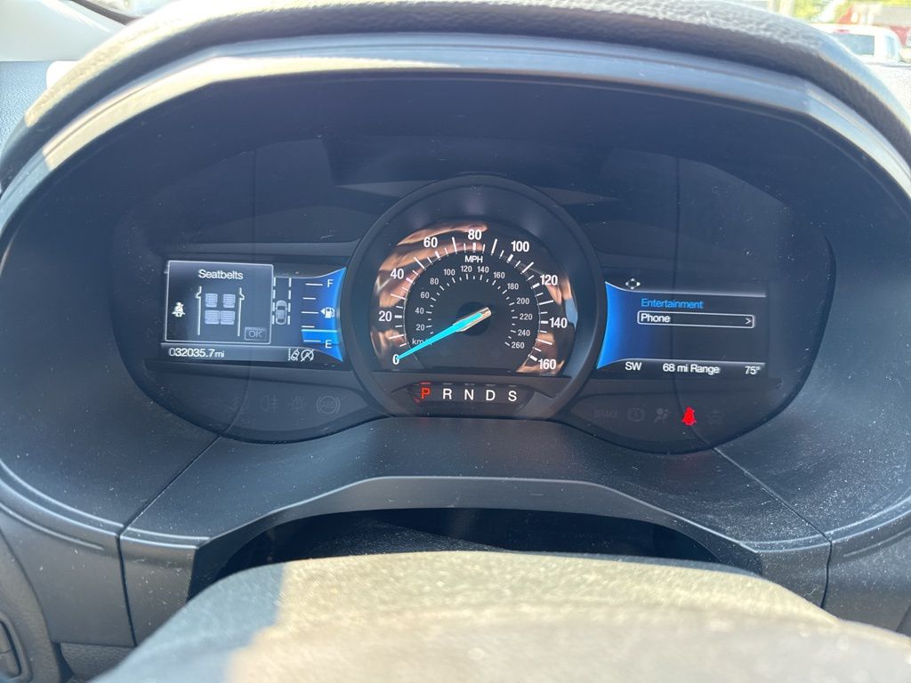 2022 Ford Edge SEL photo 13