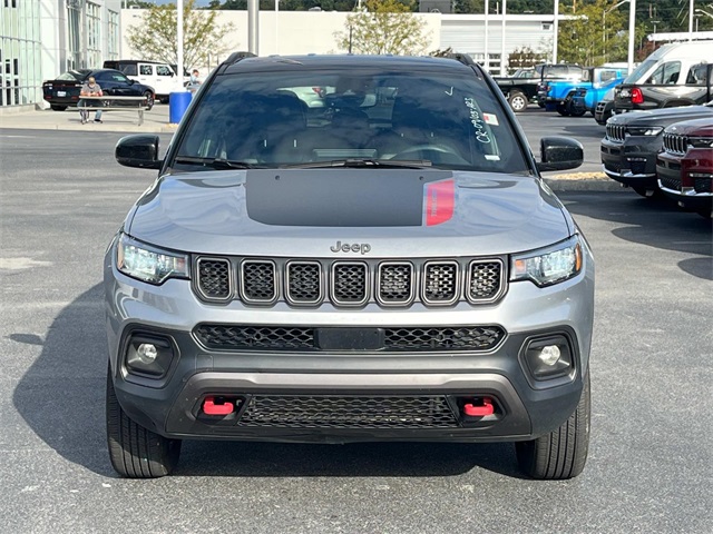 2024 Jeep Compass Trailhawk photo 8