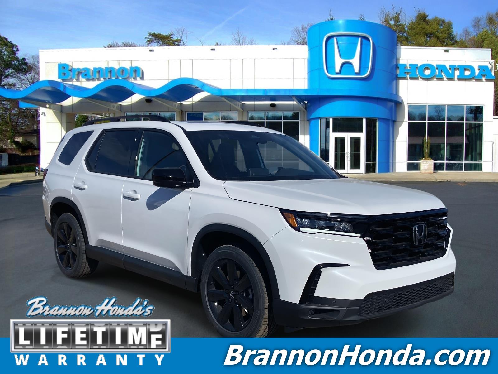 2025 Honda Pilot Black Edition's photo