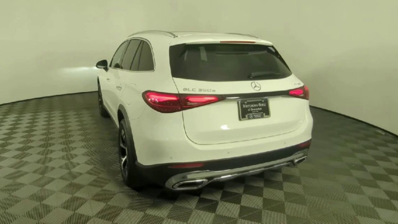 2026 Mercedes Benz GLC 350e 4MATIC photo 31