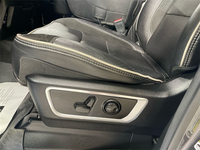 2022 Ram 1500 Laramie photo 8