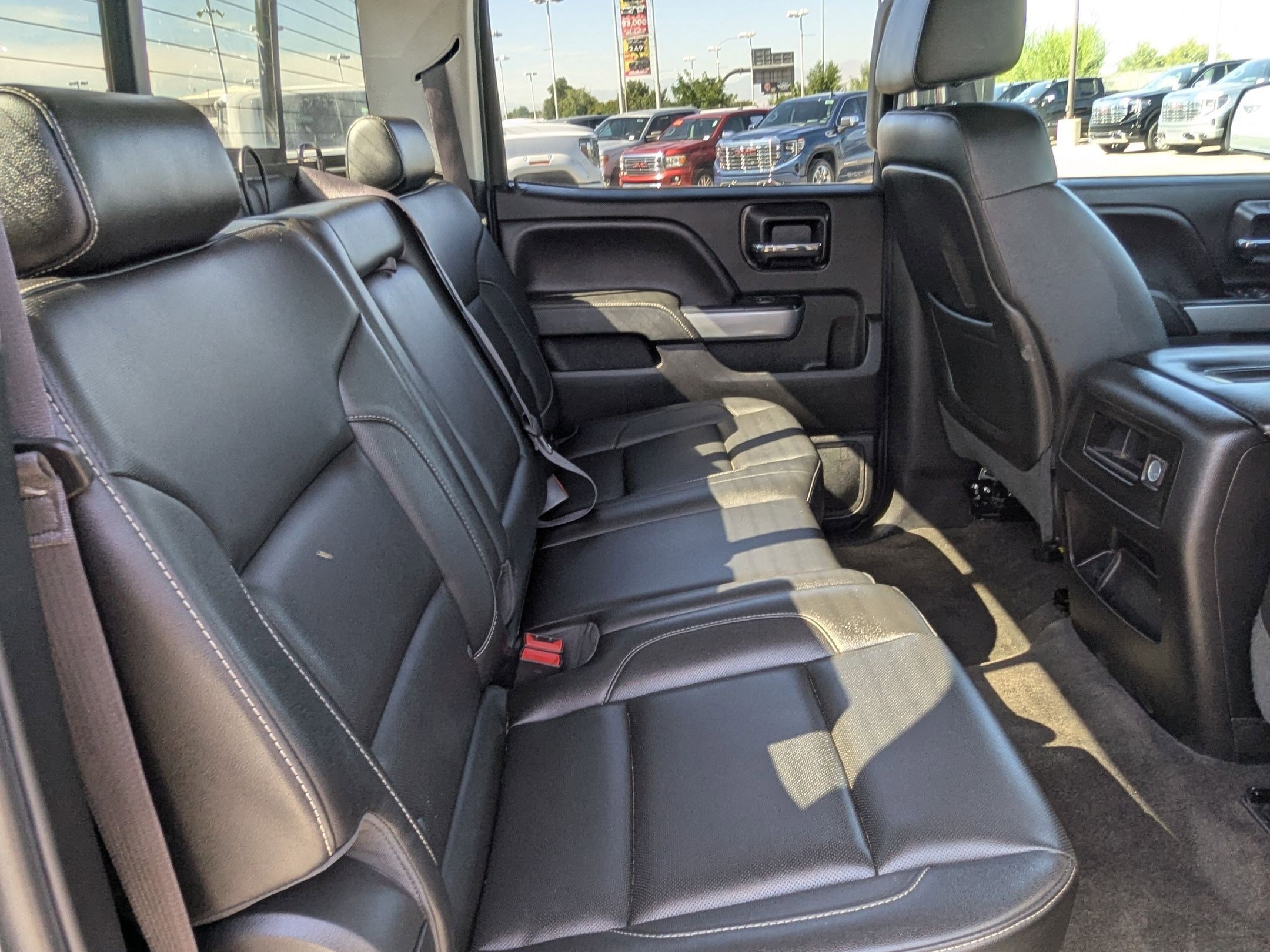 2015 Chevrolet Silverado 2500HD LTZ photo 21