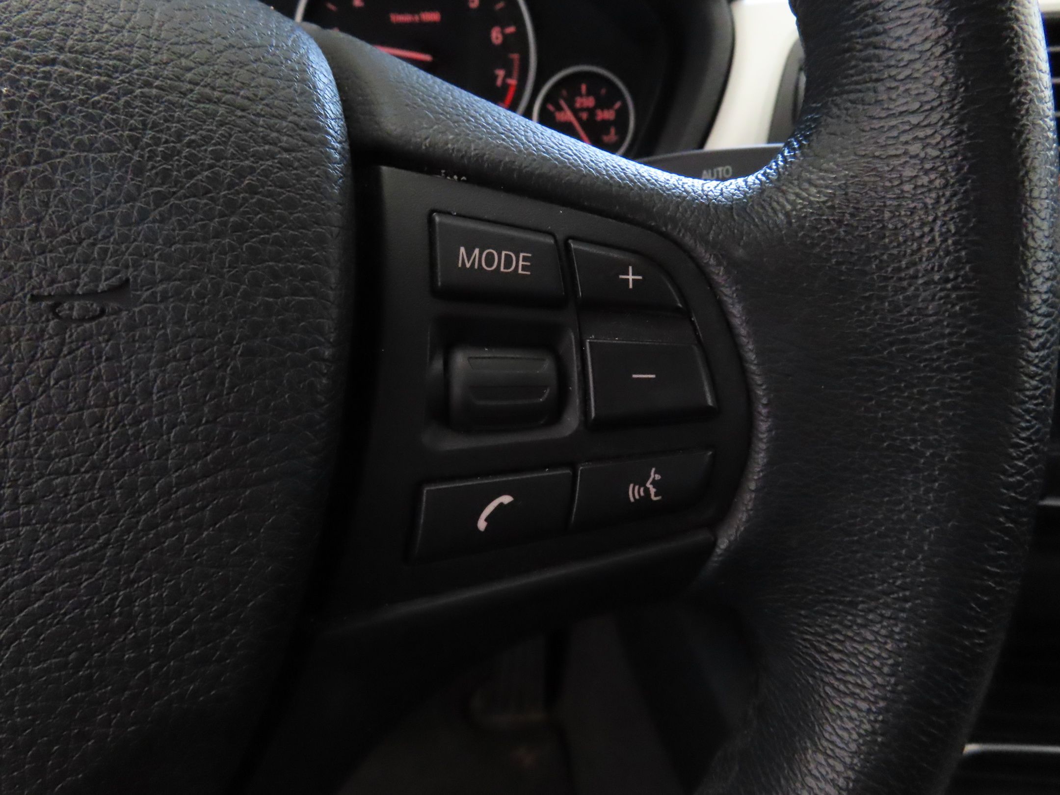 2018 Bmw 320i Sedan photo 13