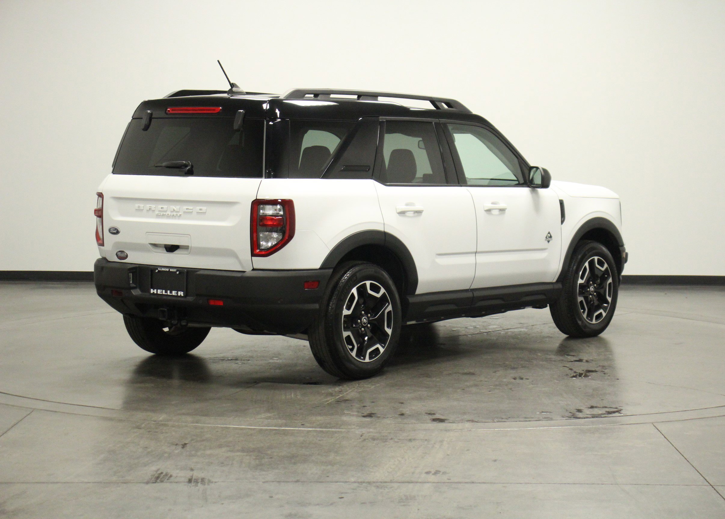 2023 Ford Bronco Sport Outer Banks photo 7