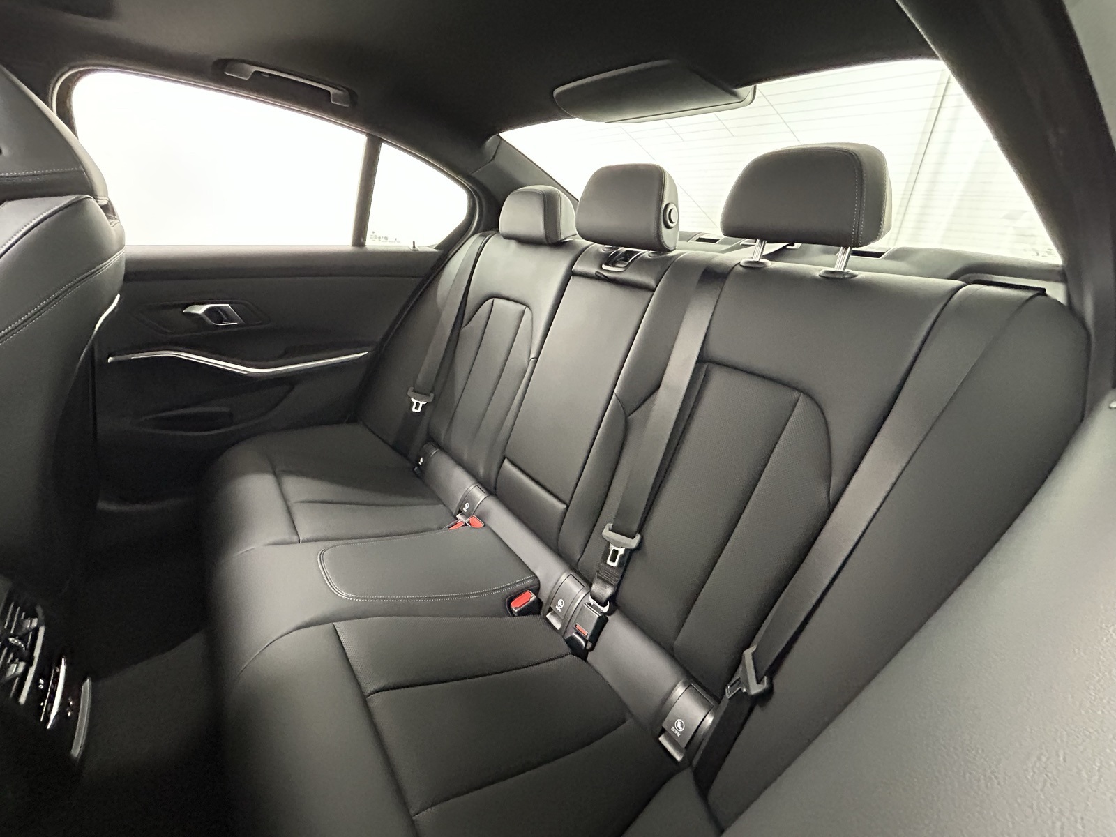 2025 Bmw 330i xDrive photo 33