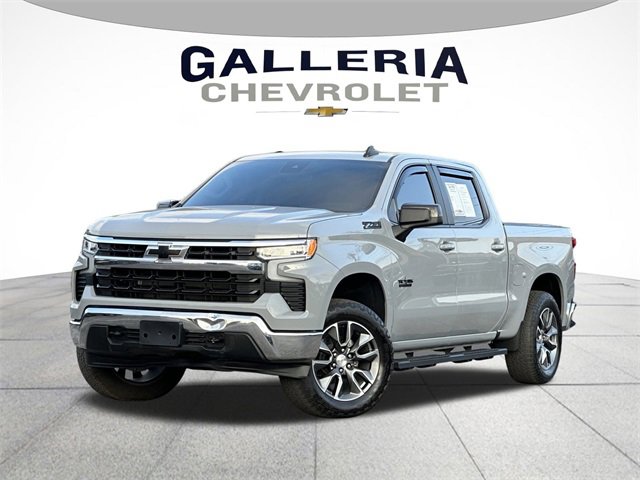 2024 Chevrolet Silverado 1500 LT photo 2
