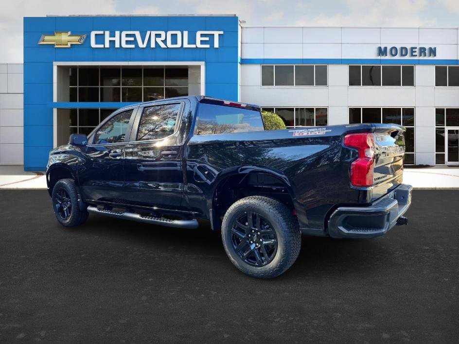 2026 Chevrolet Silverado 1500 Custom Trail Boss photo 3