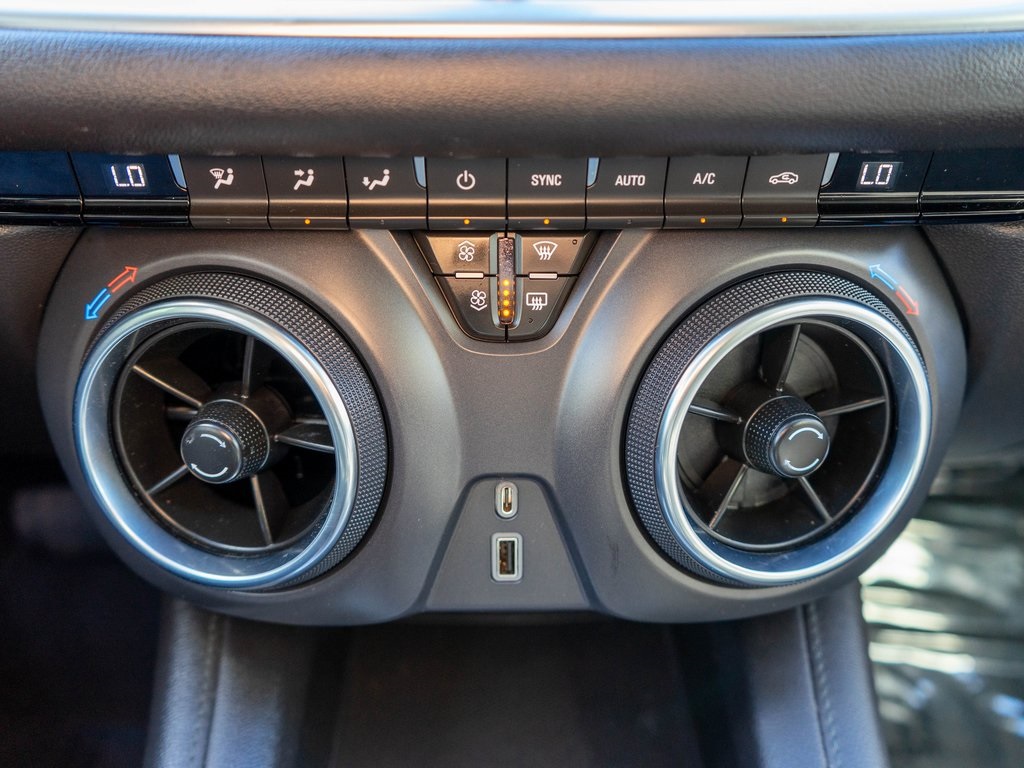 2021 Chevrolet Blazer 2LT photo 18