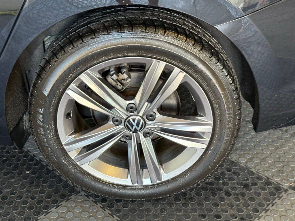 2022 Volkswagen Jetta 1.5T SE photo 9