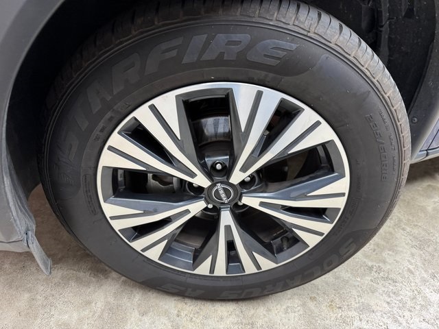 2023 Nissan Rogue SV photo 24