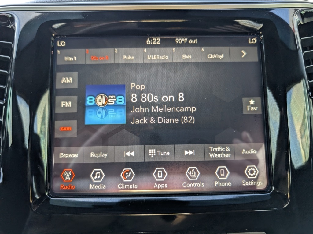 2019 Jeep Cherokee Limited photo 21
