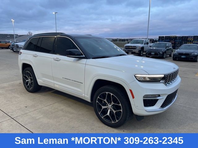 2024 Jeep Grand Cherokee Summit Reserve's photo