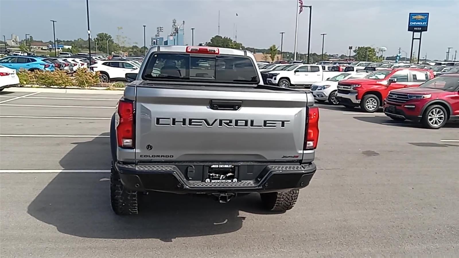 2026 Chevrolet Colorado ZR2 photo 3