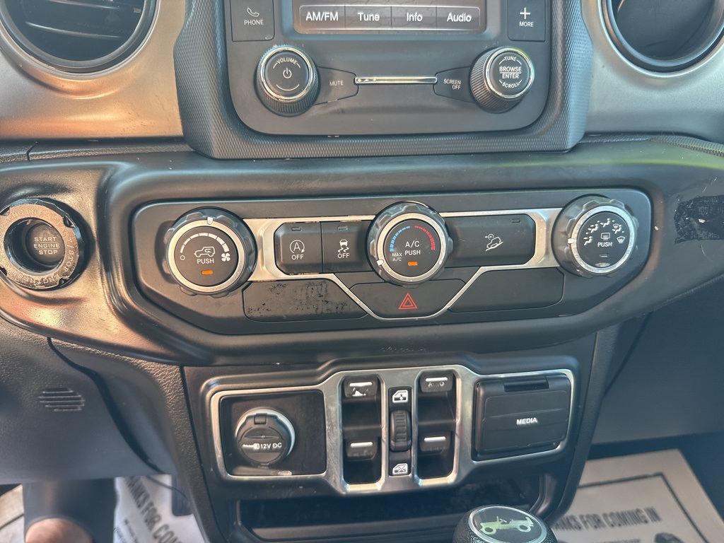 2019 Jeep Wrangler Unlimited Sport S photo 17