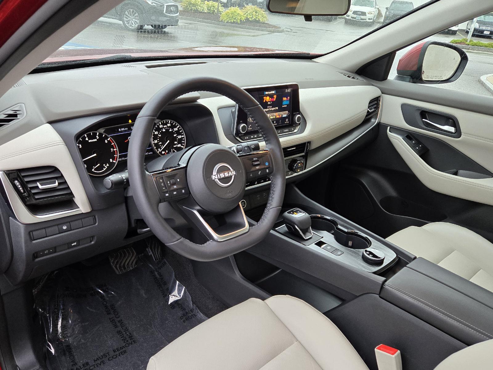 2023 Nissan Rogue SV photo 4