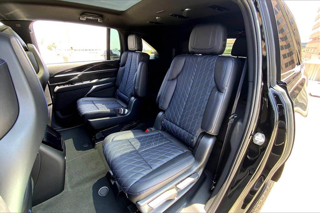 2026 Cadillac Escalade IQ Sport photo 25