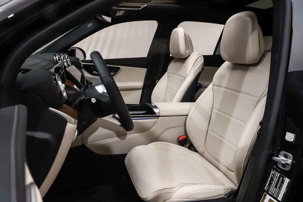 2025 Mercedes Benz GLC 300 4MATIC photo 8