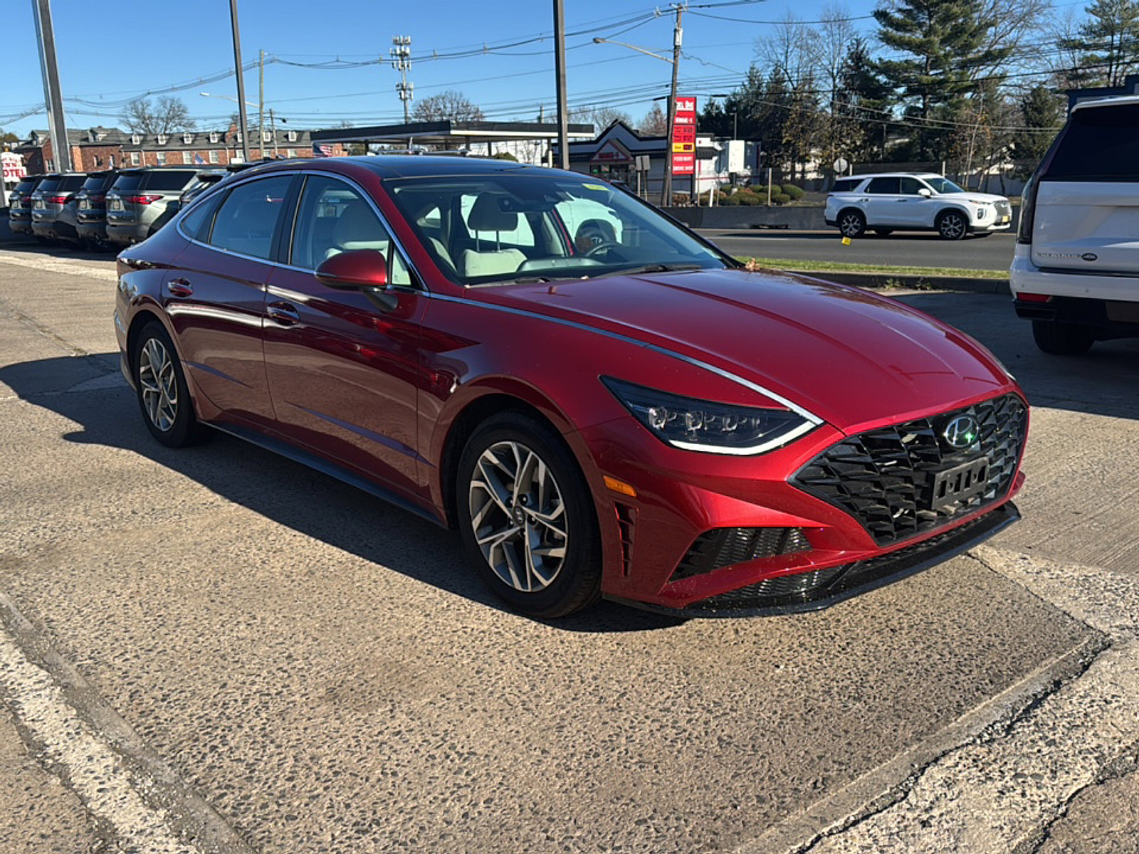 2023 Hyundai Sonata SEL photo 2