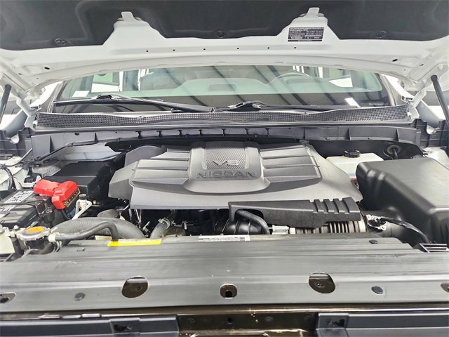 2024 Nissan Titan PRO-4X photo 15
