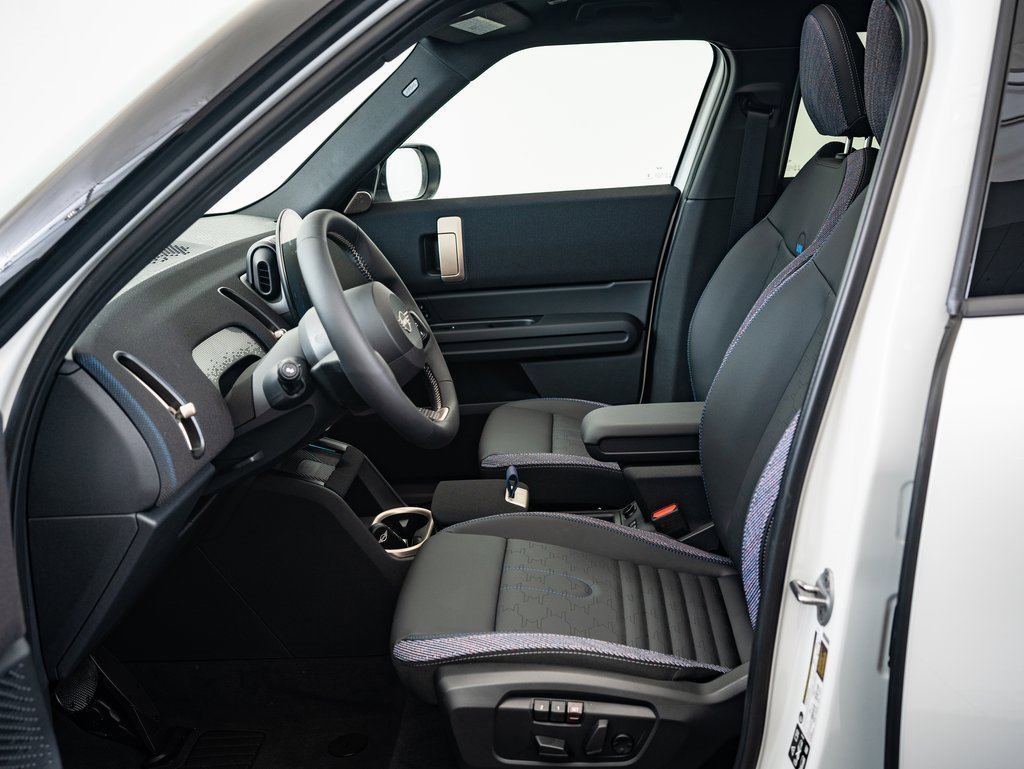 2025 Mini Countryman S ALL4 photo 18