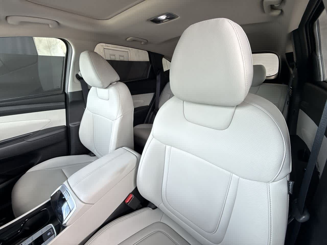 2025 Hyundai Tucson SEL Convenience photo 12
