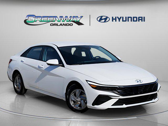 2026 Hyundai Elantra SE's photo