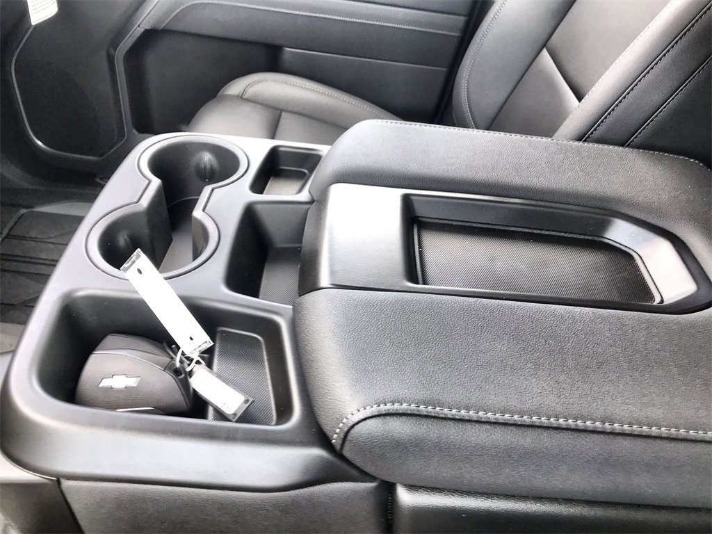 2025 Chevrolet Silverado 1500 LT photo 20