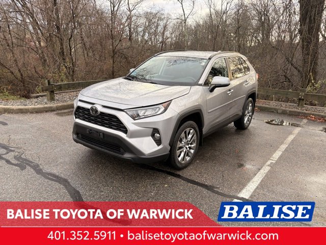 2019 Toyota RAV4 XLE Premium's photo