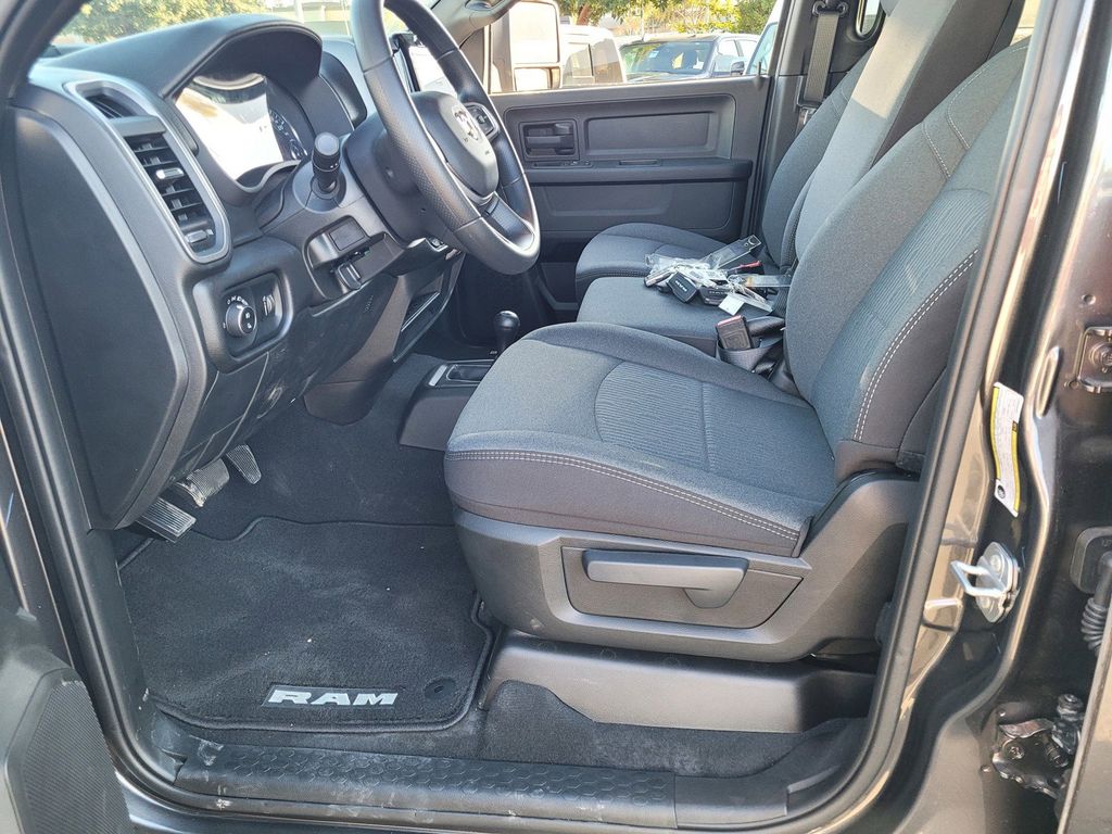 2024 Ram 2500 Tradesman photo 10