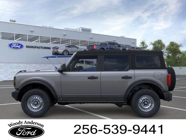 2025 Ford Bronco Base photo 3