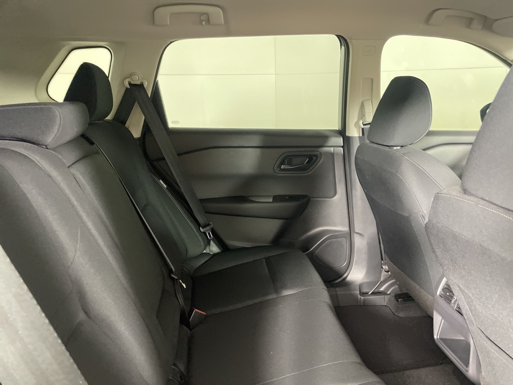 2025 Nissan Rogue S photo 16