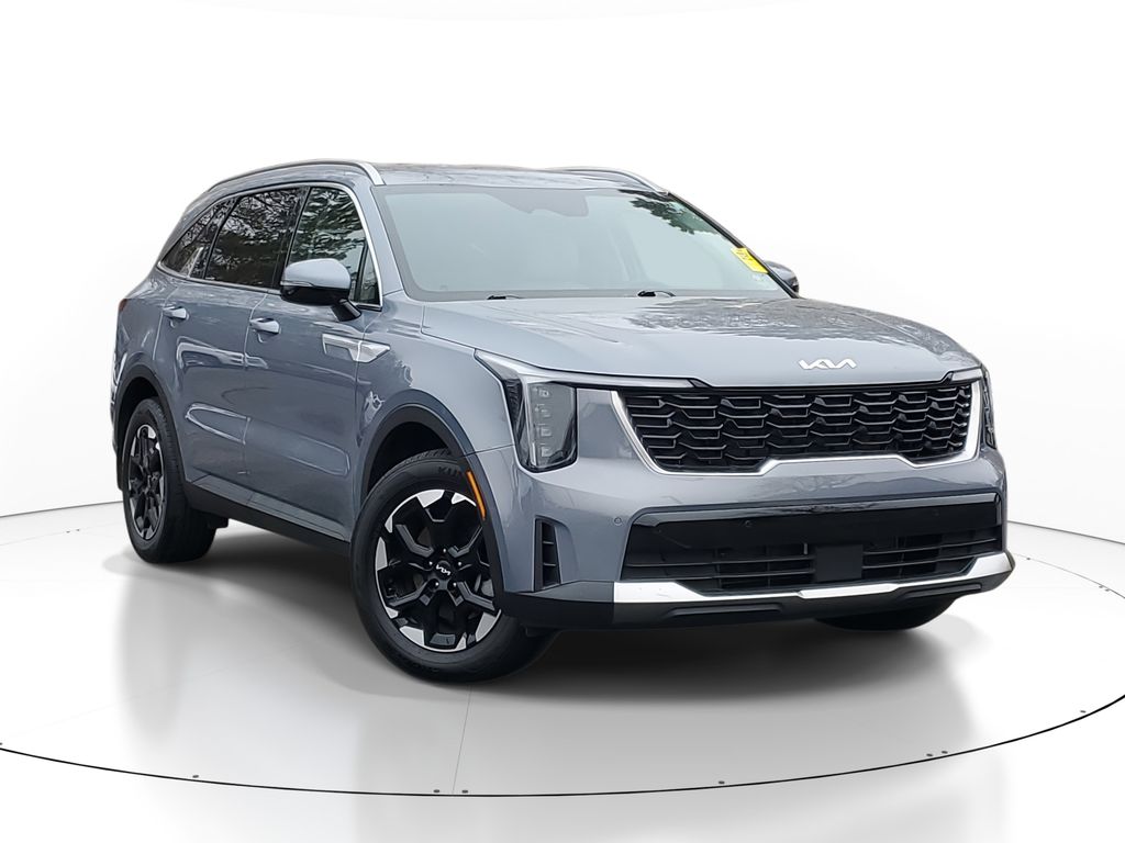 2025 Kia Sorento S photo 2