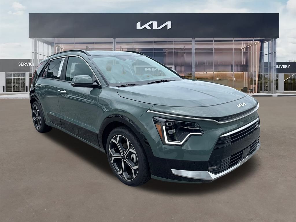 2025 Kia Niro SX Touring's photo