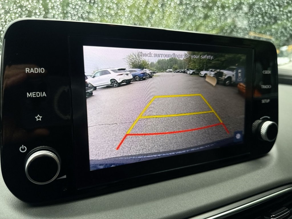 2022 Hyundai Santa Fe SE photo 8