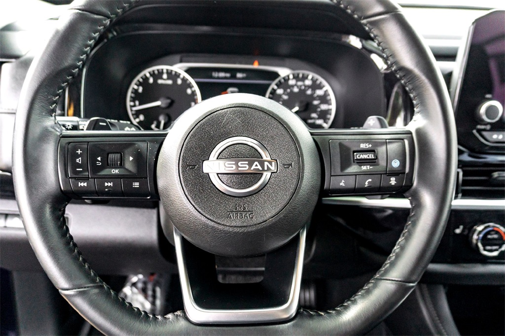 2024 Nissan Pathfinder SV photo 16