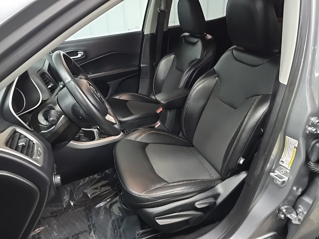2019 Jeep Compass Latitude photo 29