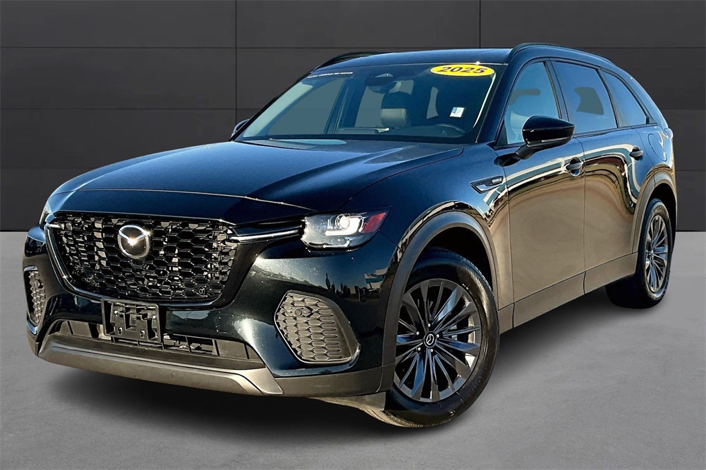 2025 Mazda CX-70 Preferred Package's photo