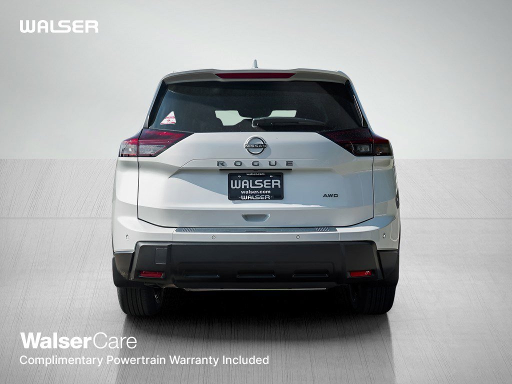 2026 Nissan Rogue SV photo 2