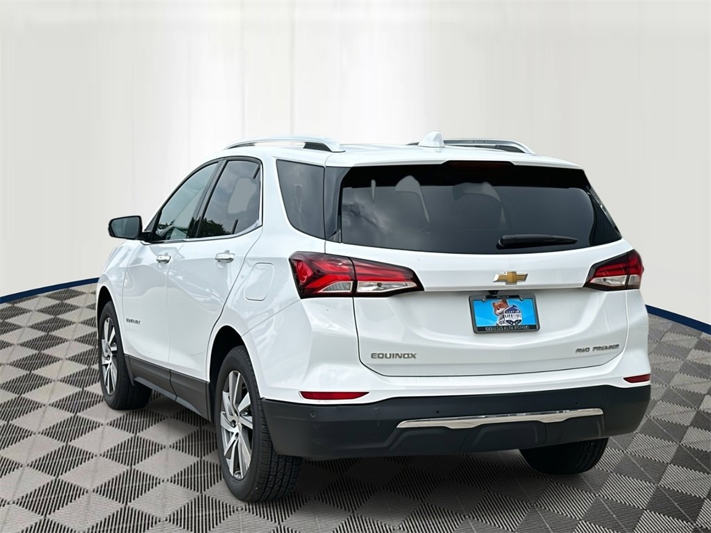 2022 Chevrolet Equinox Premier photo 2