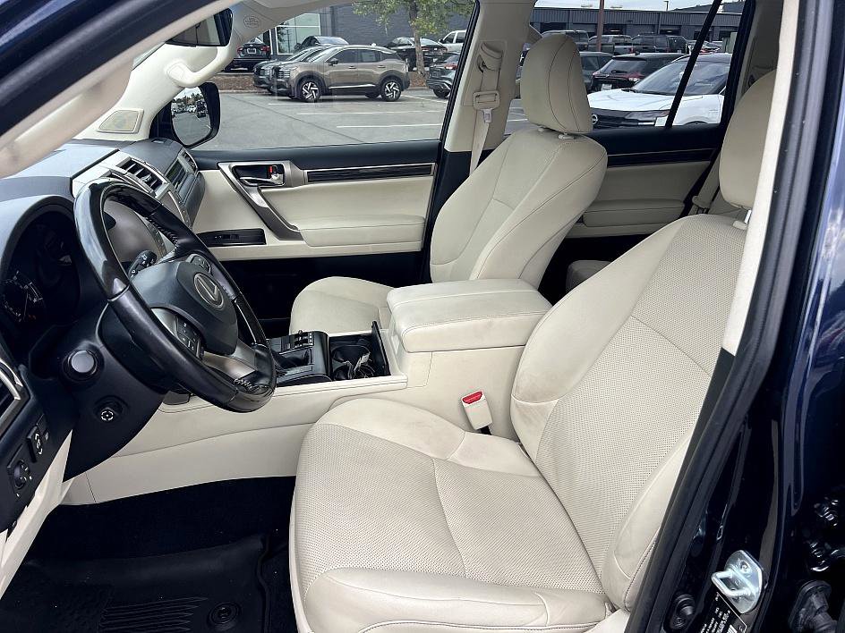 2020 Lexus GX 460 Premium photo 14