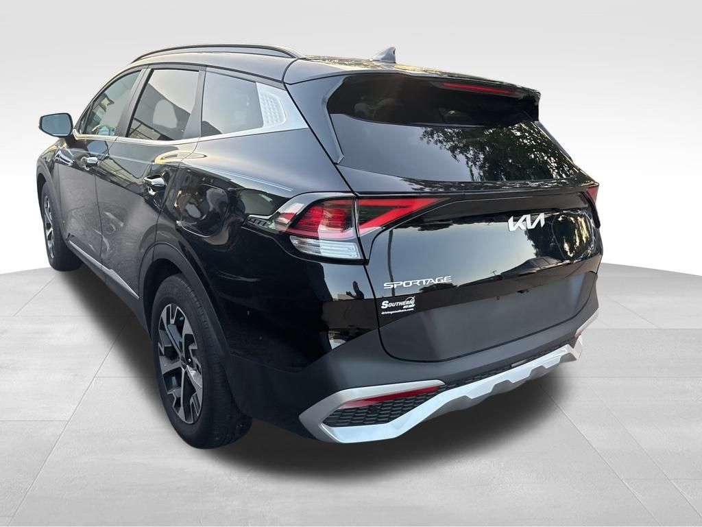 2025 Kia Sportage EX photo 18