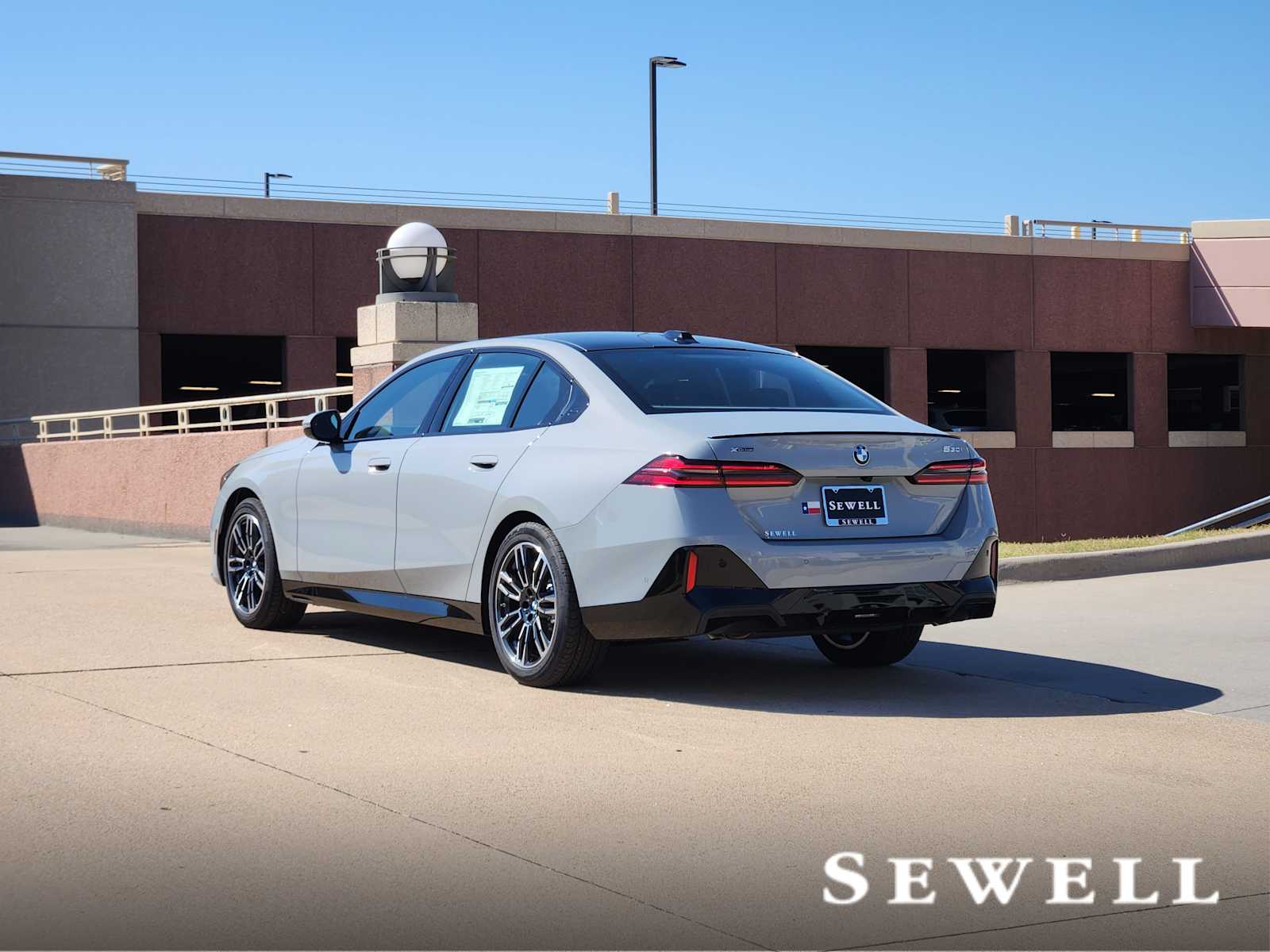 2026 Bmw 530i xDrive Sedan photo 3