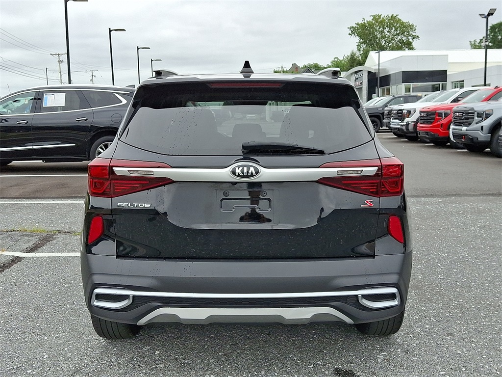2021 Kia Seltos S photo 5