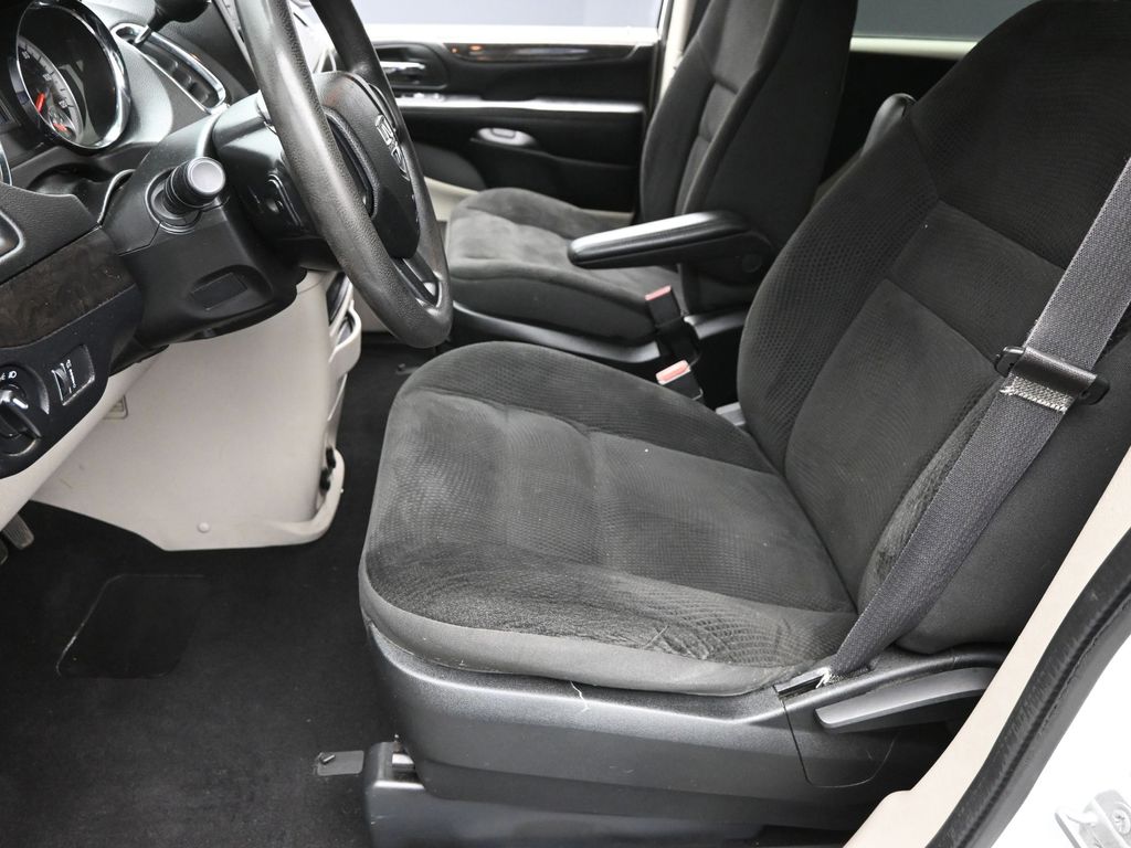 2019 Dodge Grand Caravan SE photo 11