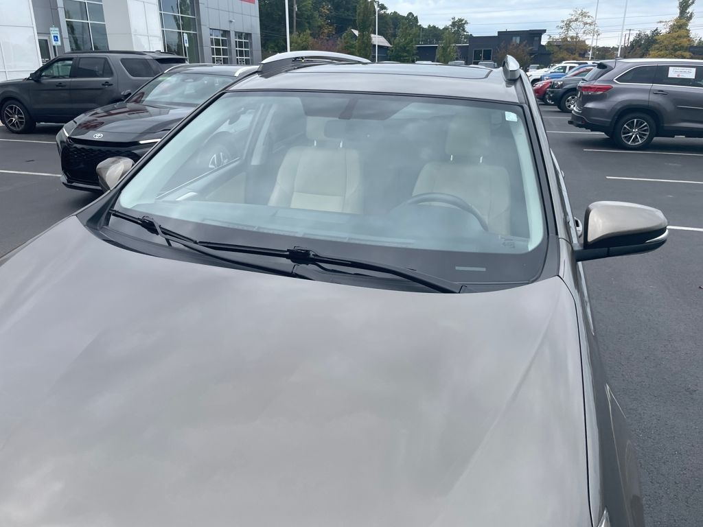2015 Toyota RAV4 Limited photo 25